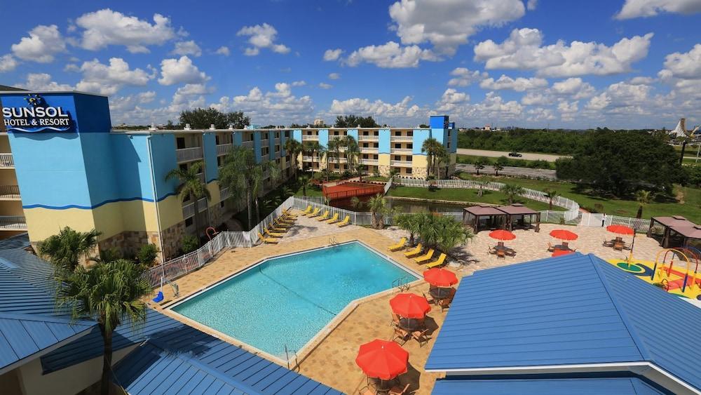 Surestay Plus By Best Western Orlando International Drive Exterior photo