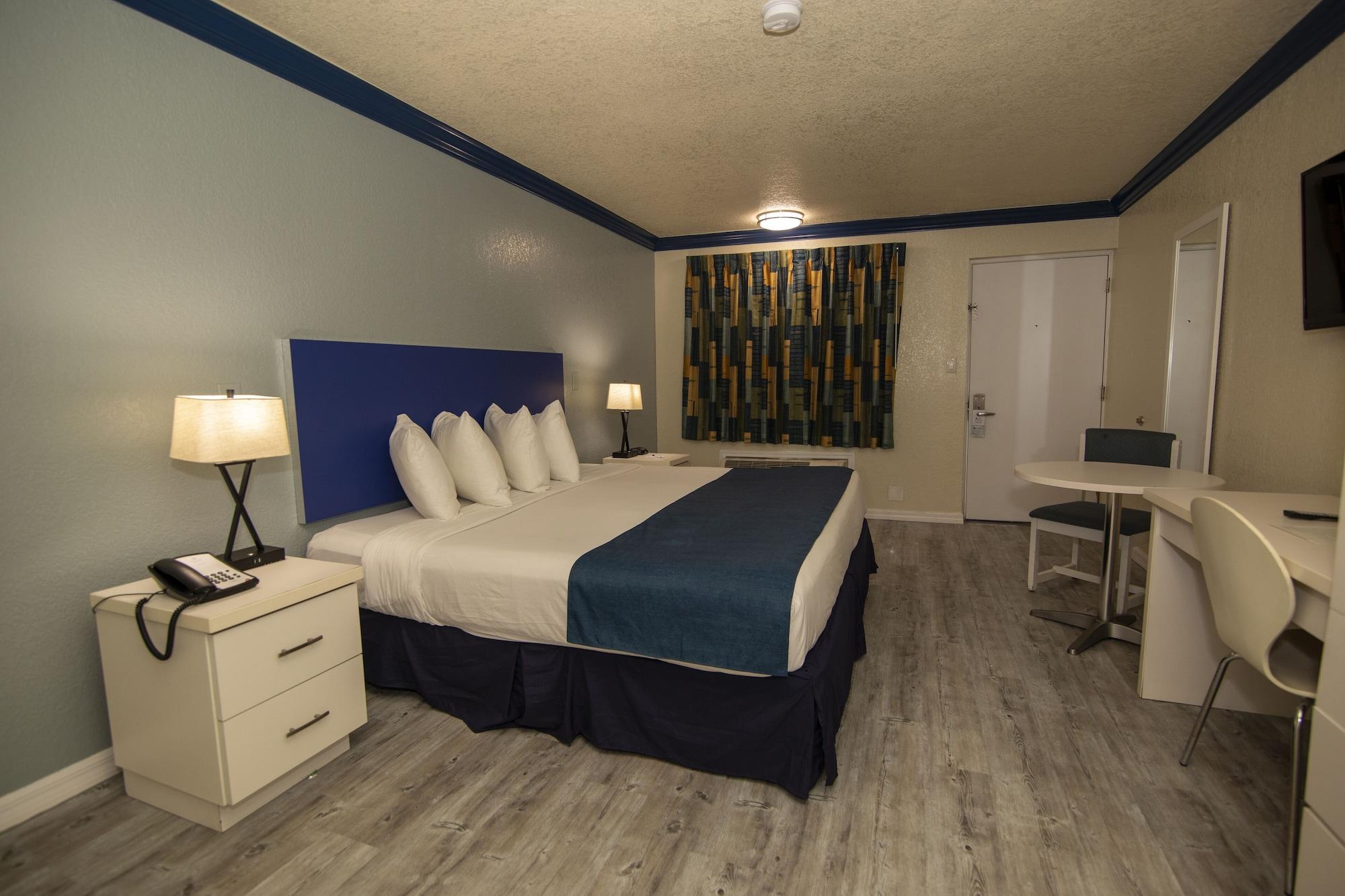 Surestay Plus By Best Western Orlando International Drive Exterior photo