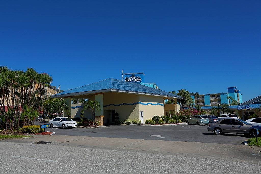 Surestay Plus By Best Western Orlando International Drive Exterior photo