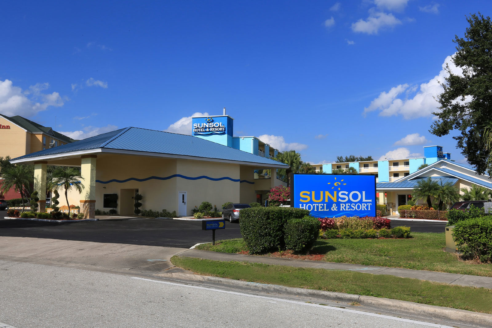 Surestay Plus By Best Western Orlando International Drive Exterior photo